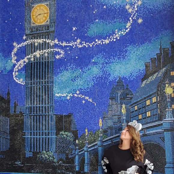 Meet your Posher, Buffy - Picture 7 of 11